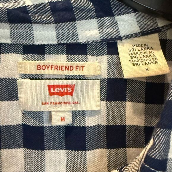 Levi's Boyfriend Fit Button Front Womens  Long Sleeve Navy Checkered Shirt - Picture 3 of 14
